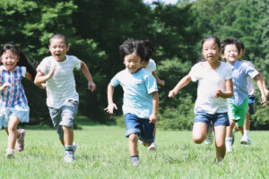 昨日、公園で子供達と思いっきり走ってきました！