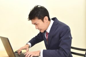 あやしいメールは開かない📩😤