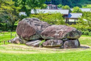 飛鳥・藤原の宮都が世界遺産に登録🪨